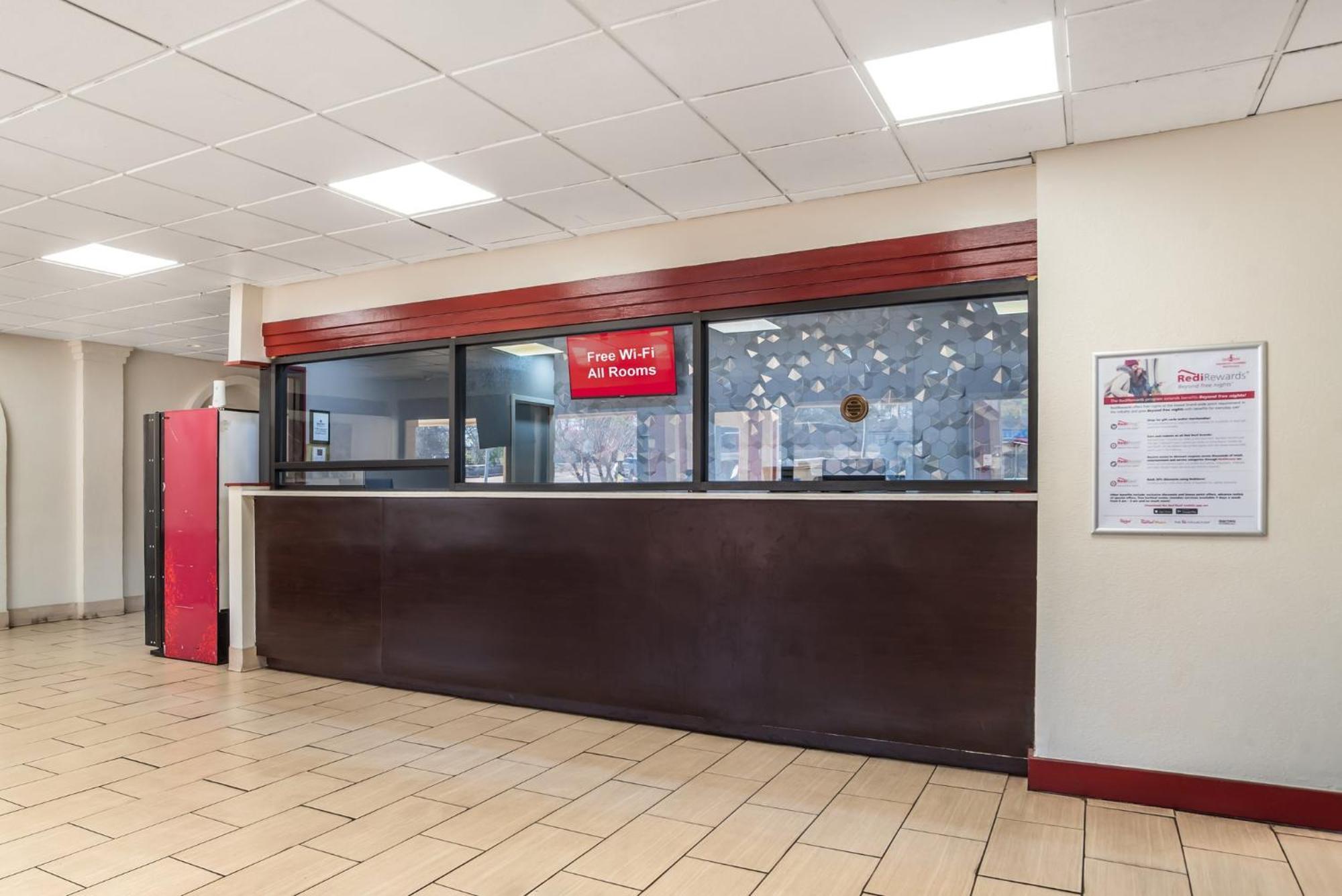Red Roof Inn Montgomery - Midtown Exterior photo